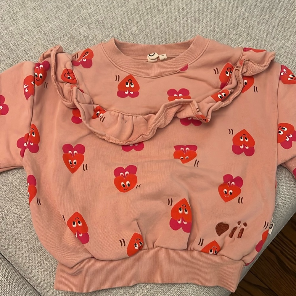 Cheerful Apple Print Toddler Sweatshirt with Ruffle Details - Size 3T-4T